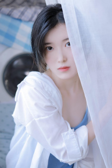 女生的机机长什么样