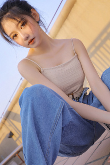 半夜装睡配合孩子趴趴
